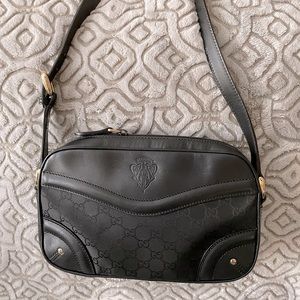 Black Gucci shoulder bag!